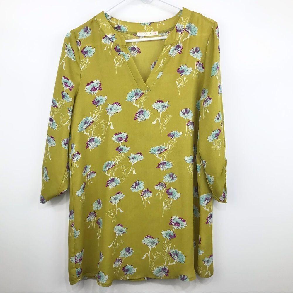 Le Lis Chartreuse Floral V Neck Blouse